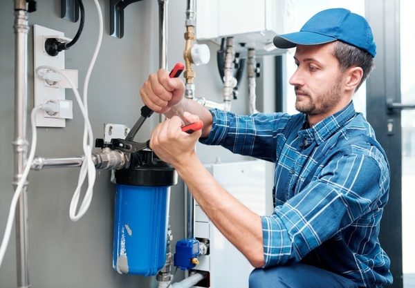 What are Residential Plumbing and Commercial Plumbing?