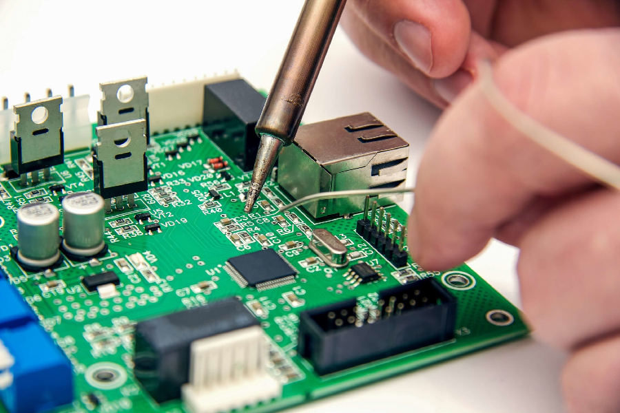The Benefits of Automated Printed Circuit Board Assembly