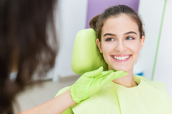 What to Expect from Different Cosmetic Dentistry Procedure and Your First Visit