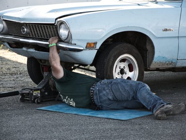 4 Signs it’s Time to Get Rid of an Old Car