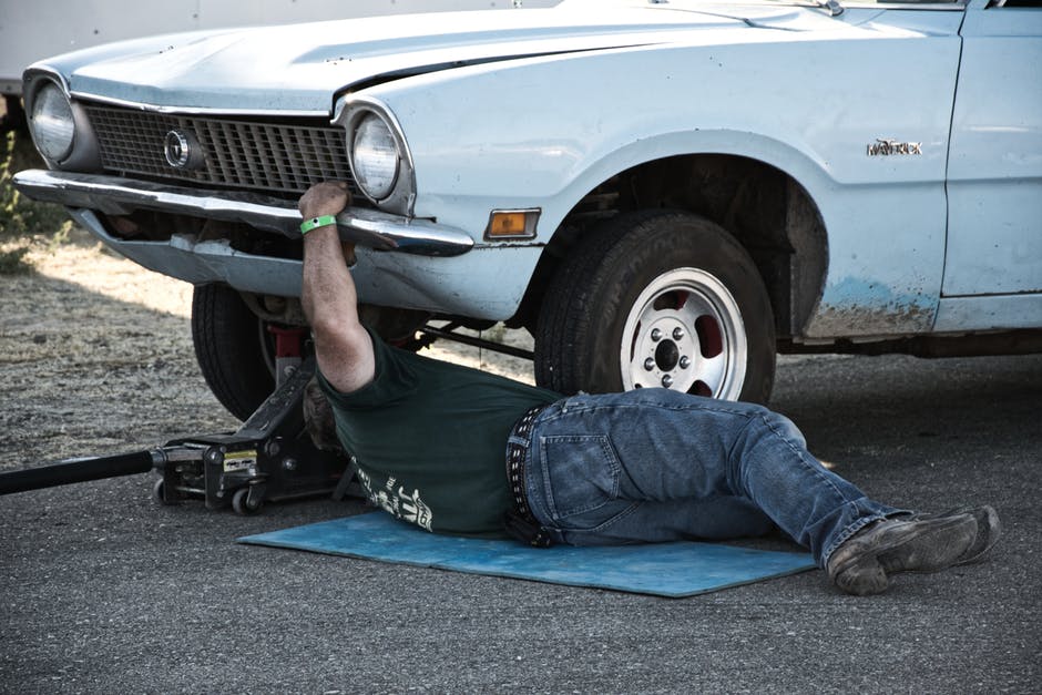 4 Signs it’s Time to Get Rid of an Old Car