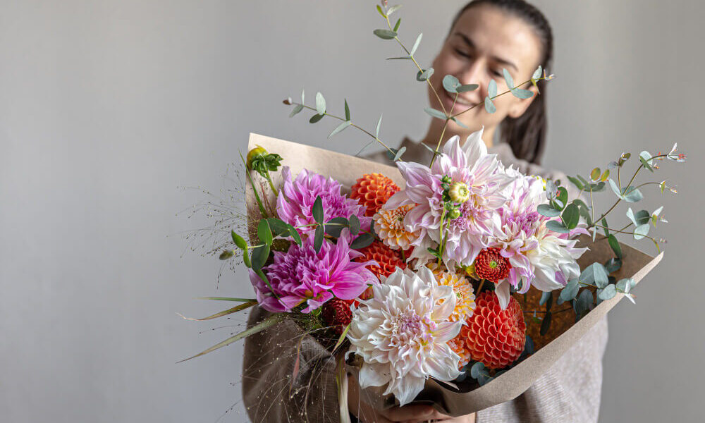 Convenience of online flowers delivery: bringing beauty to your doorstep
