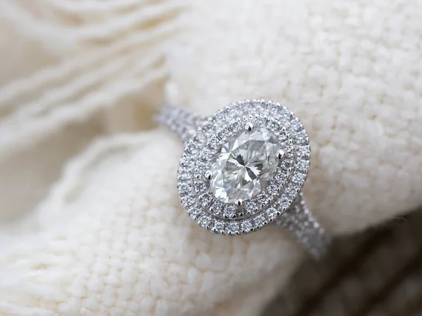 5 Factors that you must consider while buying a diamond ring